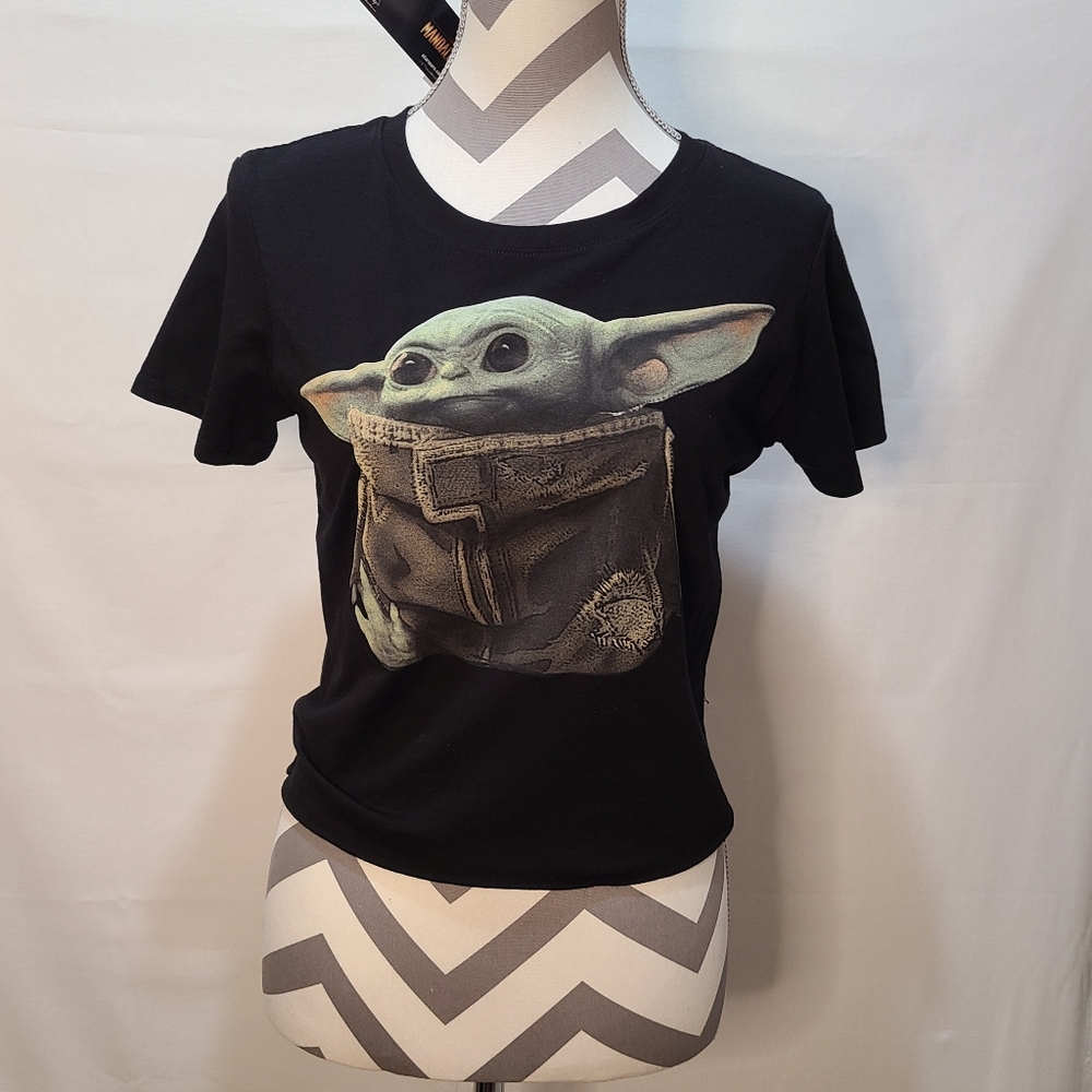 Star Wars Black Baby Yoda Graphic Tee